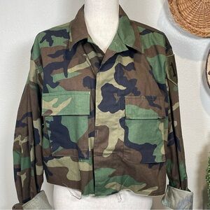 Cropped Camo Army Jacket With Patch Size M/L Frayed Hem #1 Patch